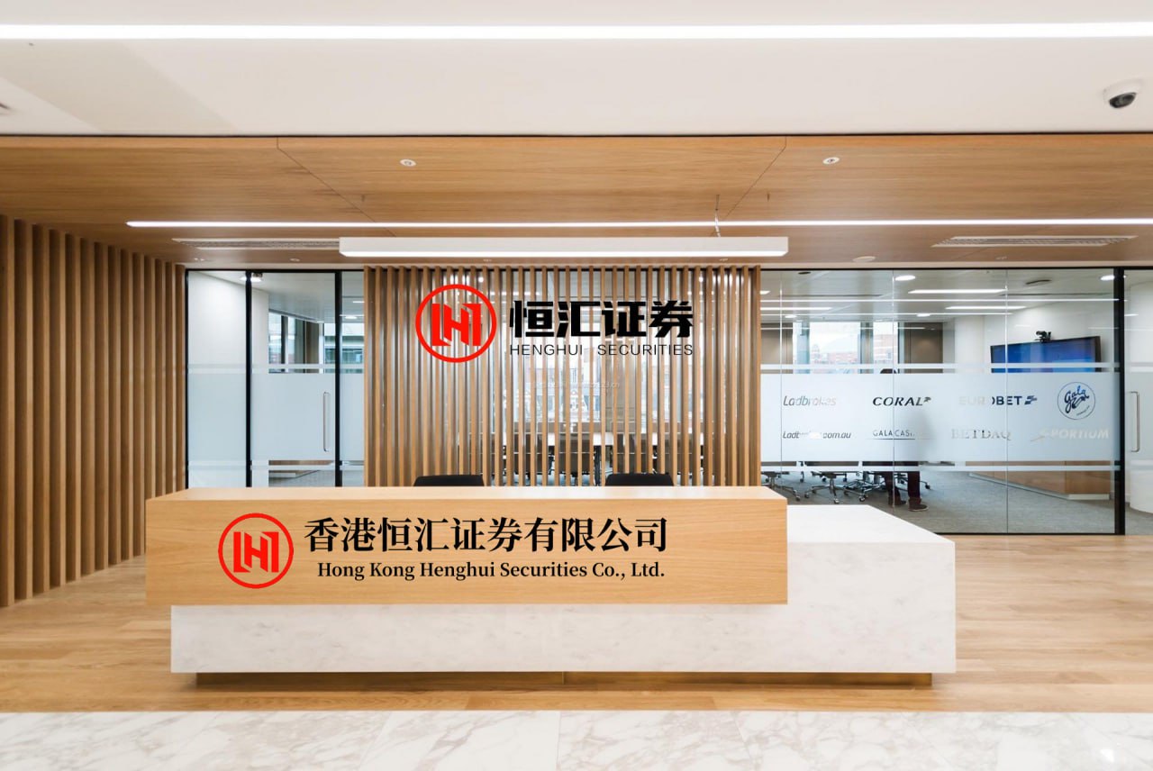 久联优配 2025 上海慈善周启幕！“一杯咖啡的温暖”再出发，1300 + 门店邀您用咖啡传递爱心